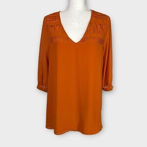 NWT Lost April Caged V Neck Blouse (Pumpkin) - Large